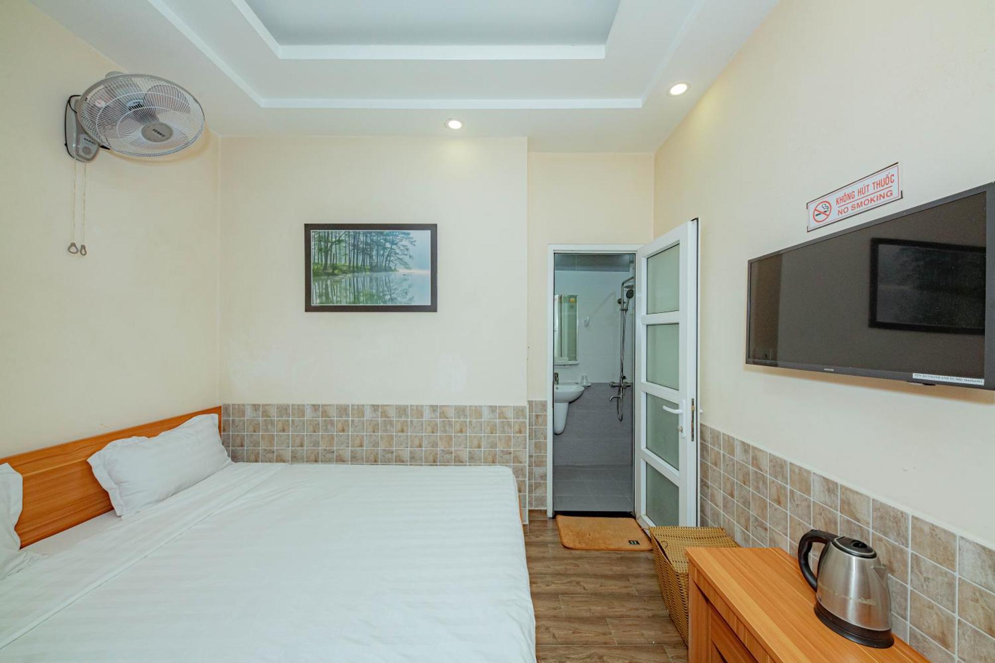 Thanh Anh 2 Hotel - Gan Cho Dem Dalat Bagian luar foto