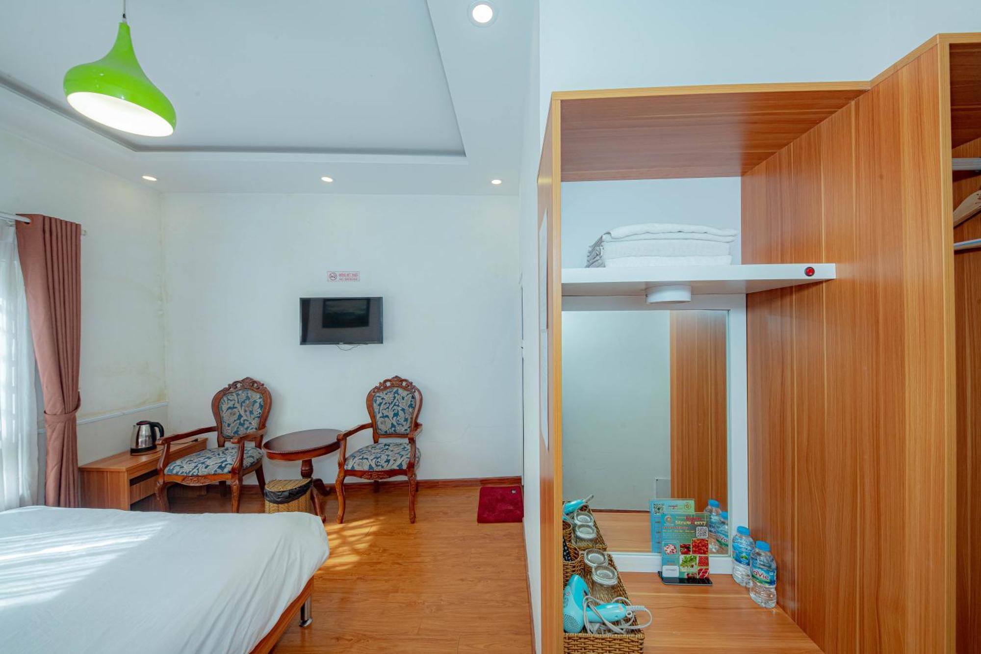 Thanh Anh 2 Hotel - Gan Cho Dem Dalat Bagian luar foto