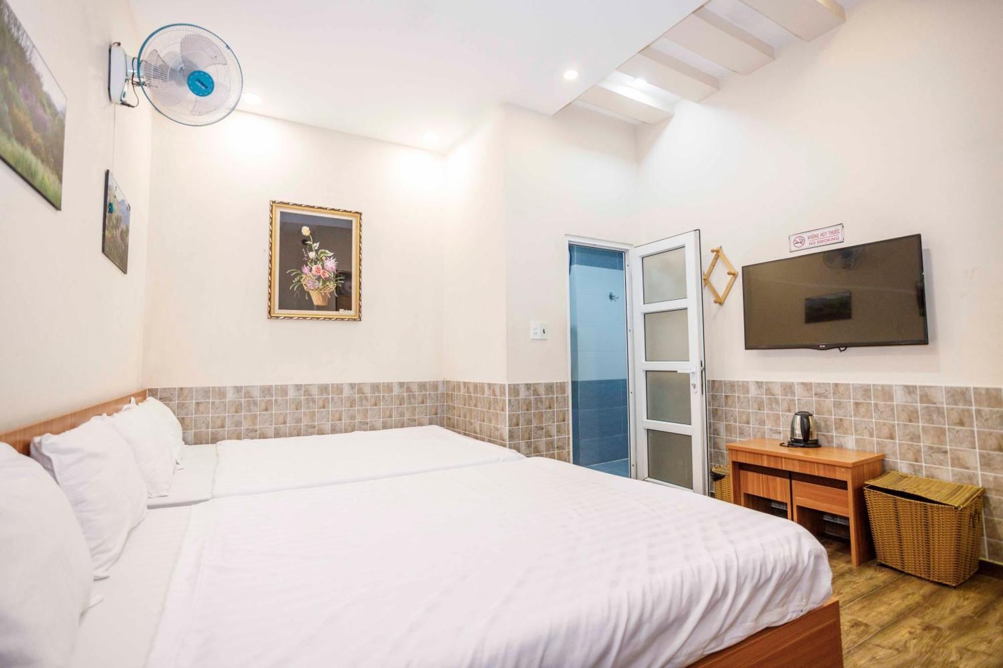 Thanh Anh 2 Hotel - Gan Cho Dem Dalat Bagian luar foto