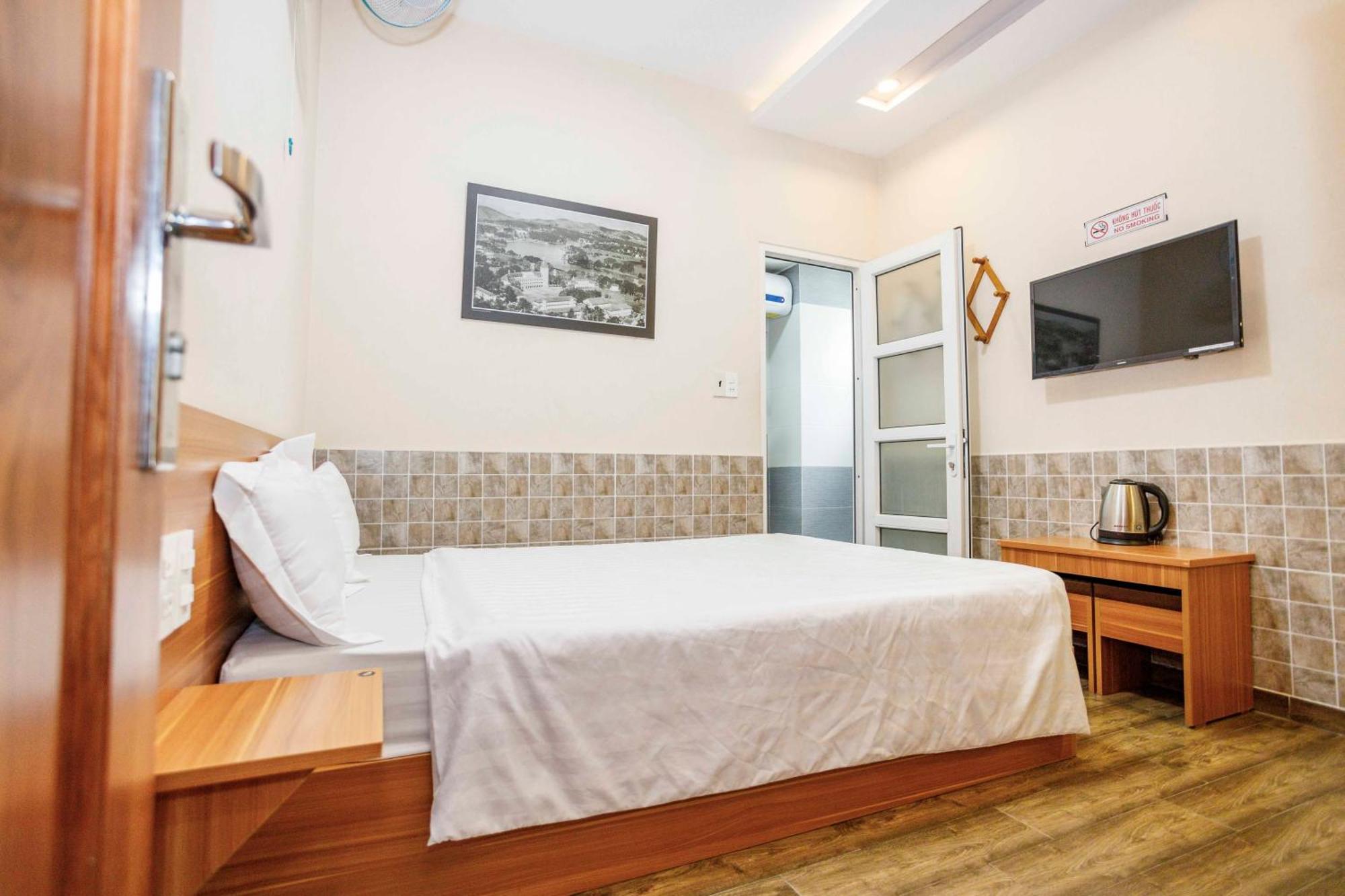 Thanh Anh 2 Hotel - Gan Cho Dem Dalat Bagian luar foto